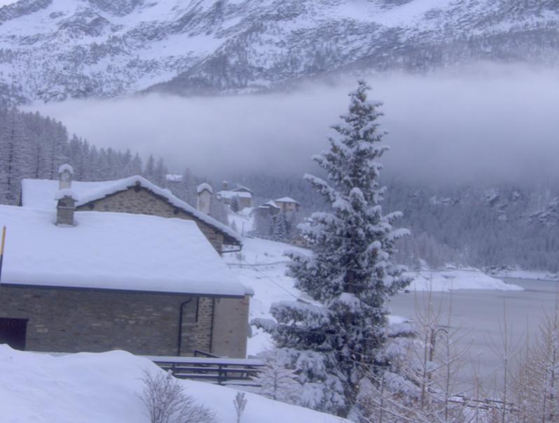 Nome:   HPIM0040 ceresole.jpg
Visite:  545
Grandezza:  55.0 KB
