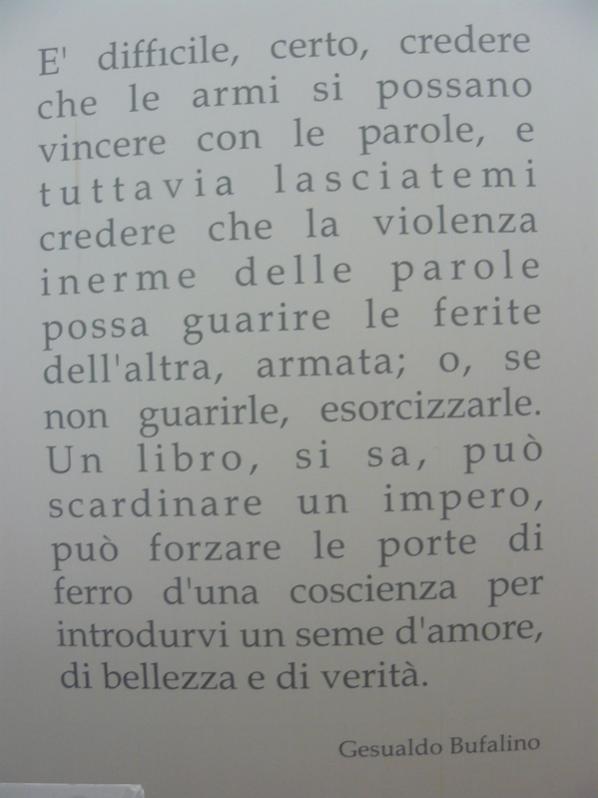 Nome:   P1060134 bufalino frase.jpg
Visite:  213
Grandezza:  38.8 KB