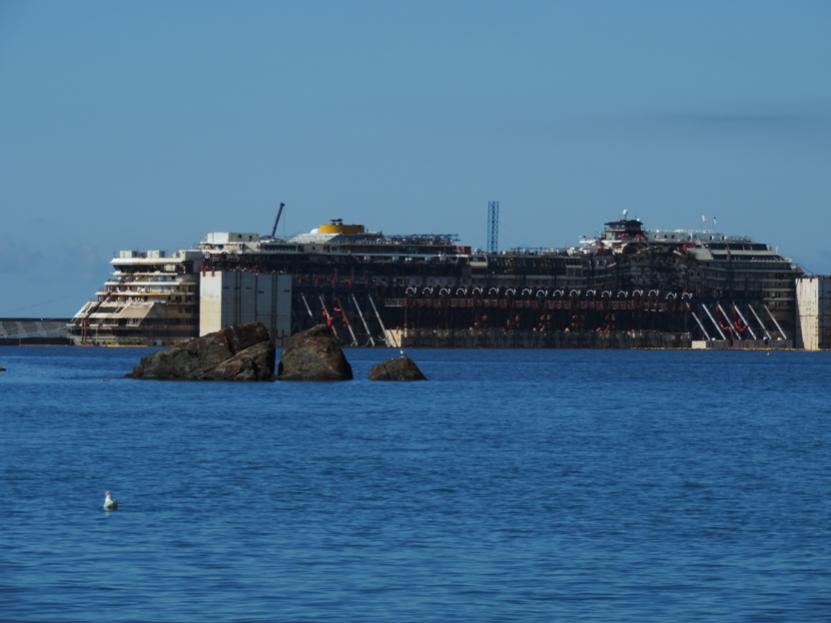 Nome:   concordia 974 concordia.jpg
Visite:  175
Grandezza:  49.3 KB