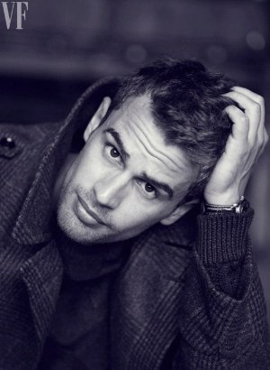 Nome:   theo.jpg
Visite:  345
Grandezza:  25.3 KB