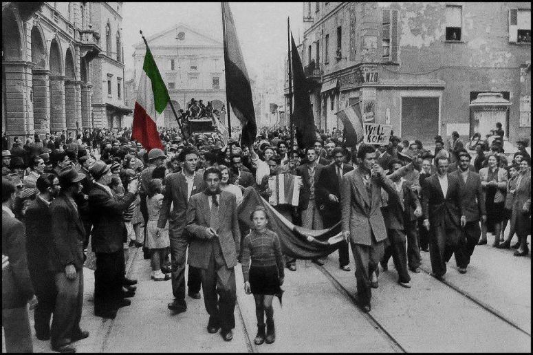 Nome:   13094326_836945773101240_864159360959052363_n.jpg
Visite:  209
Grandezza:  97.5 KB