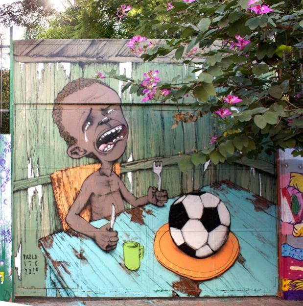 Nome:   Street-Art-by-Paulo-Ito-in-Pompeia-So-Paulo-Brazil-Comment-on-2014-FIFA-World-Cup-Brazil.jpg
Visite:  1432
Grandezza:  87.4 KB