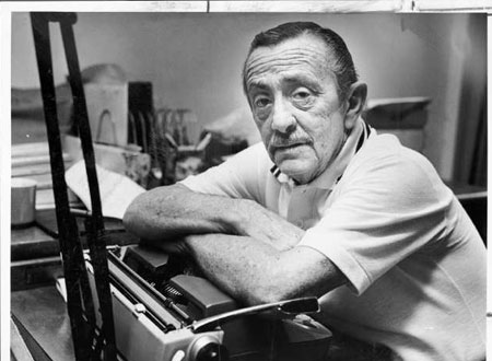 Nome:   old john-fante.jpg
Visite:  331
Grandezza:  32.2 KB